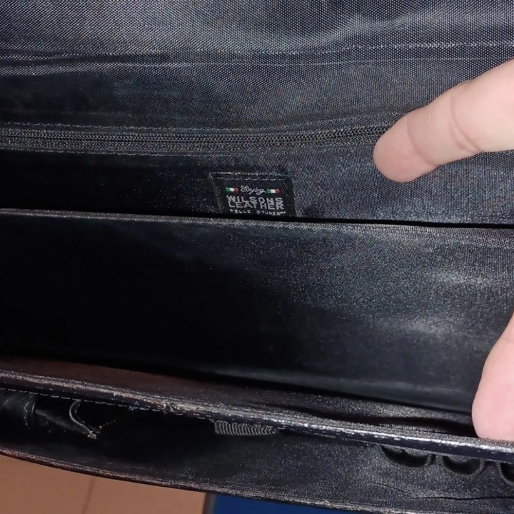 Wilsons Pelle Studio Genuine Leather Briefcase Black Vintage Hipster